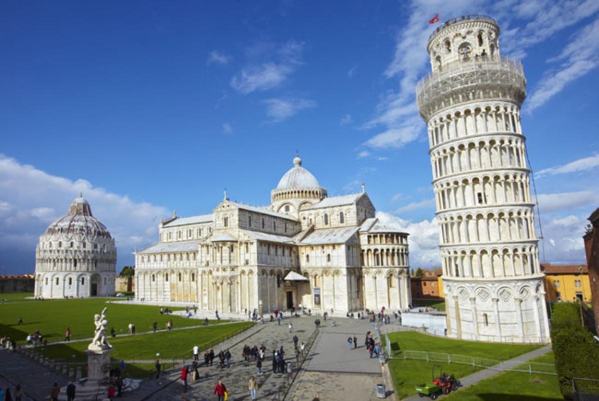 Leaning Tower of Pisa under threat, Islamist arrested